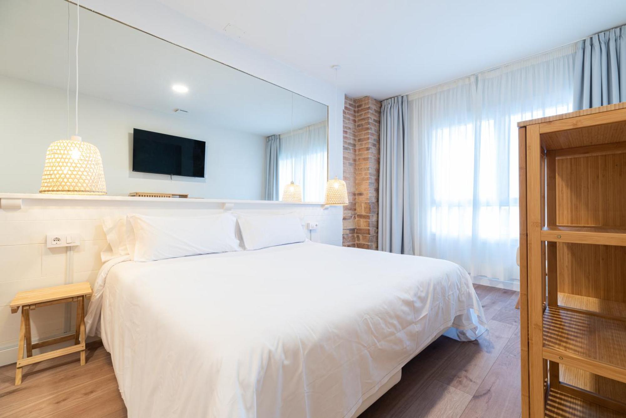 Apartamentos Turisticos Fatima, En El Centro De Vigo Esterno foto