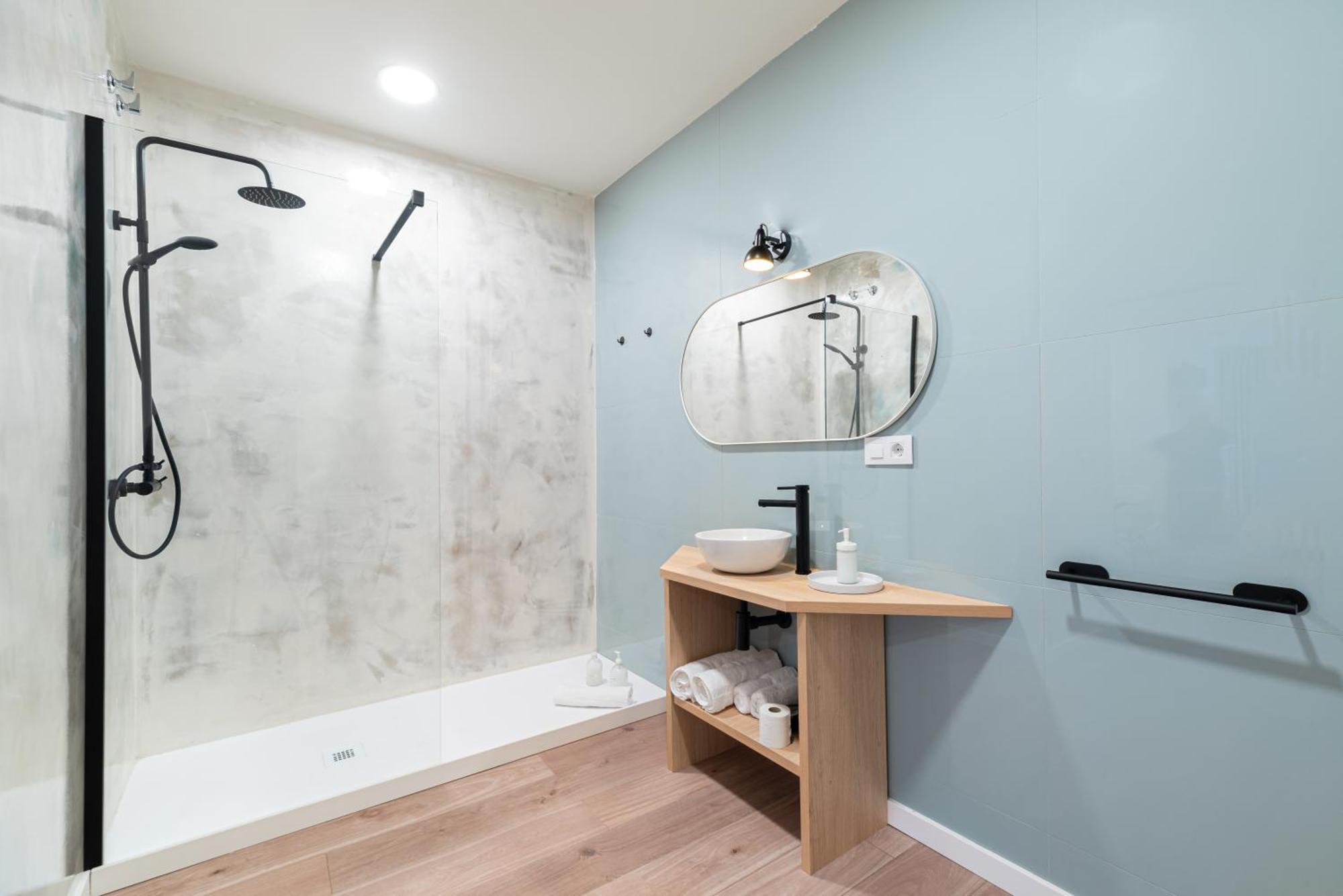 Apartamentos Turisticos Fatima, En El Centro De Vigo Esterno foto