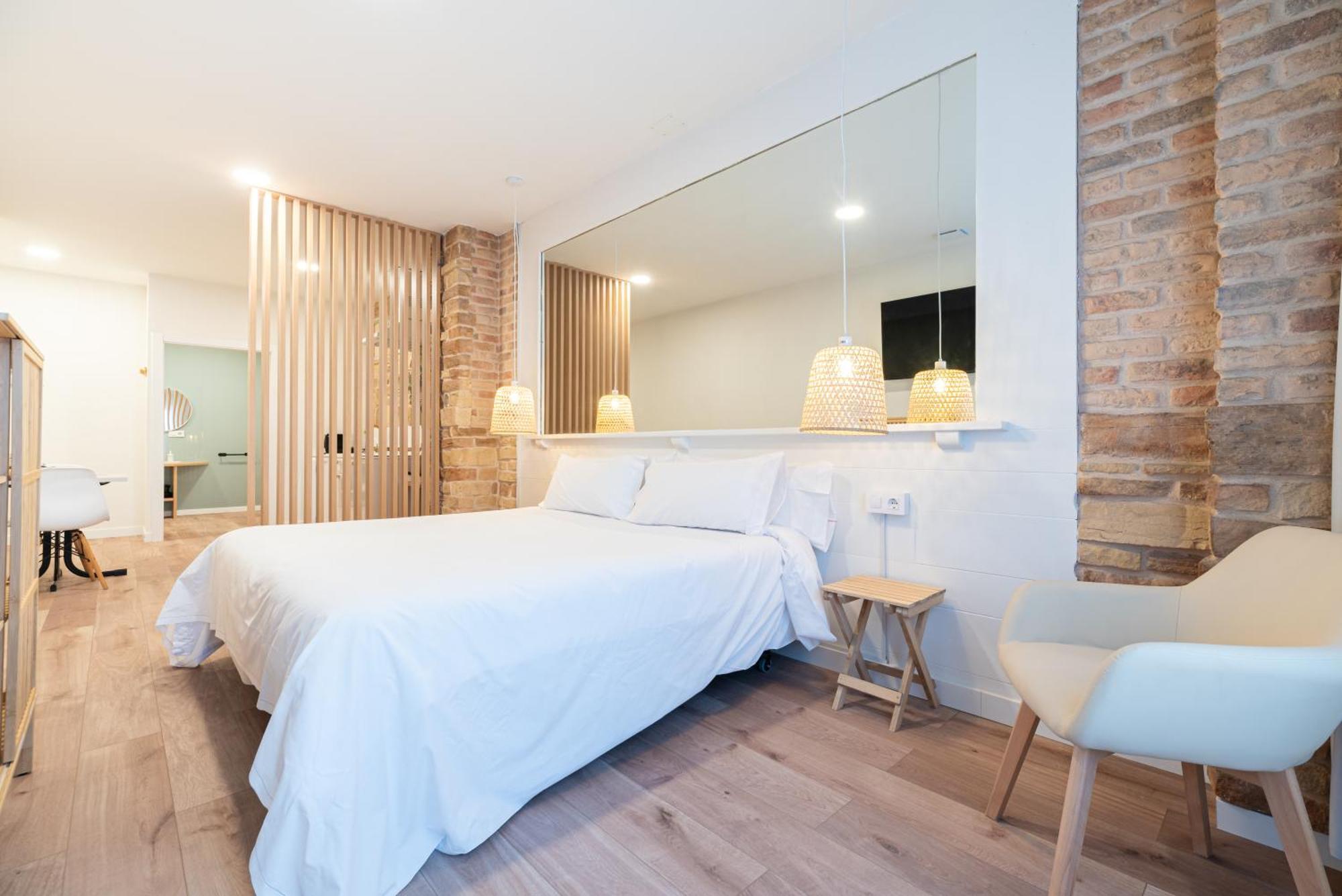 Apartamentos Turisticos Fatima, En El Centro De Vigo Esterno foto