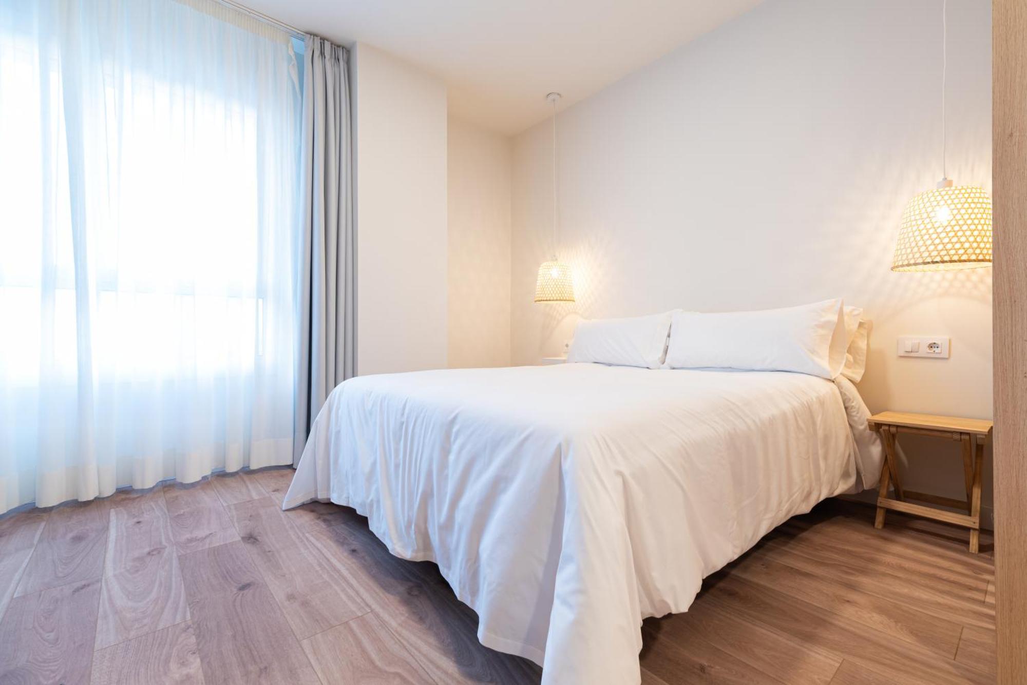 Apartamentos Turisticos Fatima, En El Centro De Vigo Esterno foto