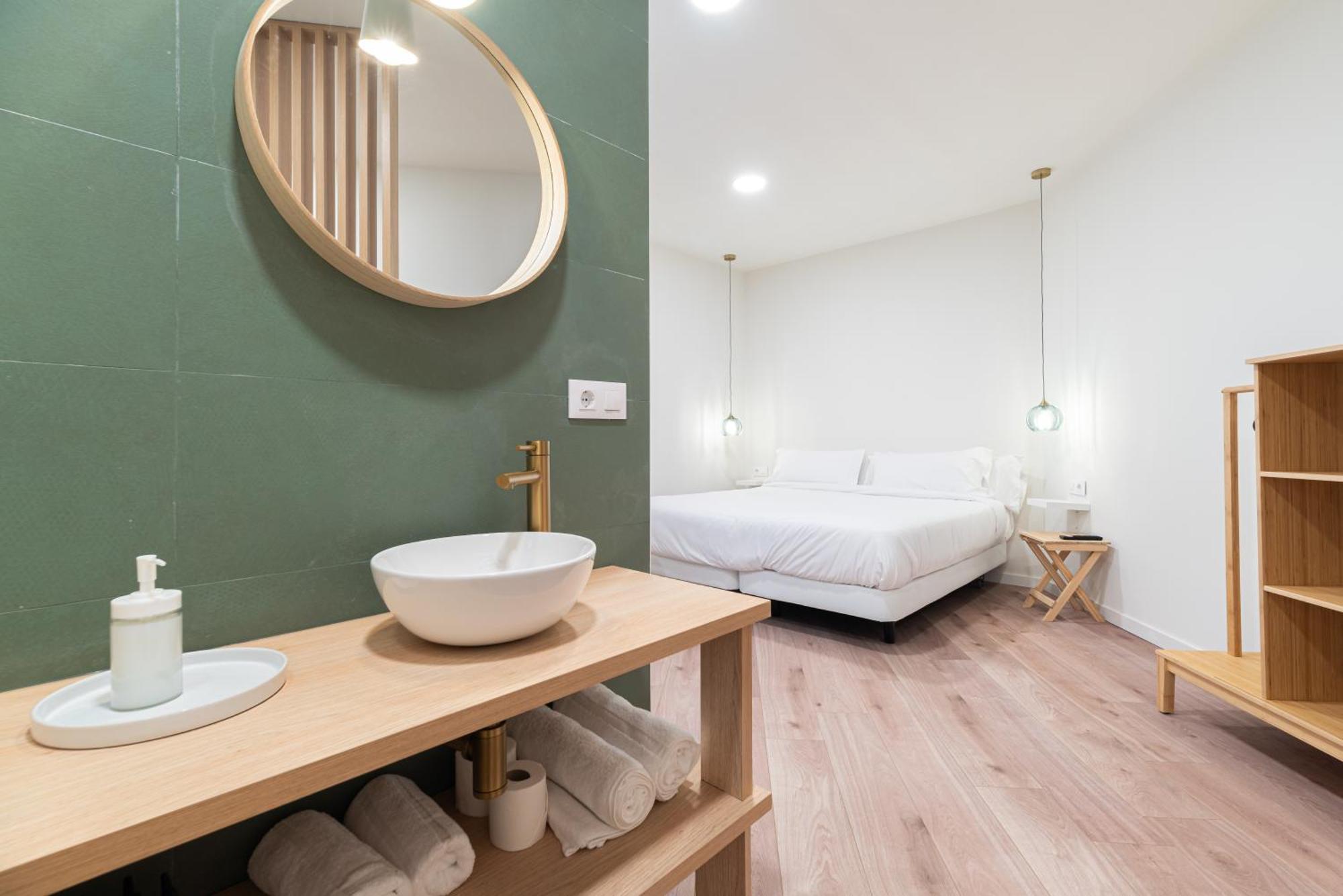 Apartamentos Turisticos Fatima, En El Centro De Vigo Esterno foto