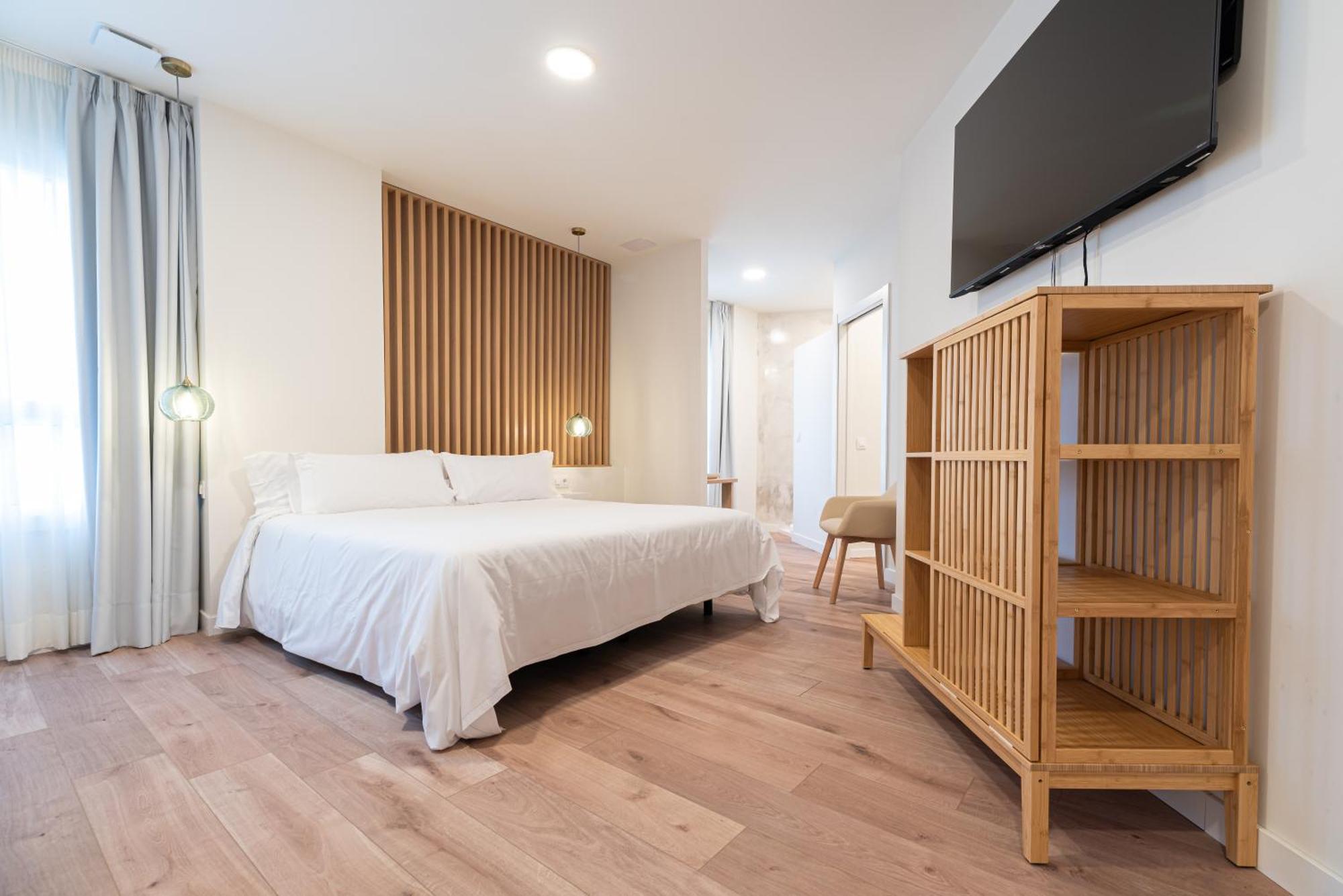 Apartamentos Turisticos Fatima, En El Centro De Vigo Esterno foto