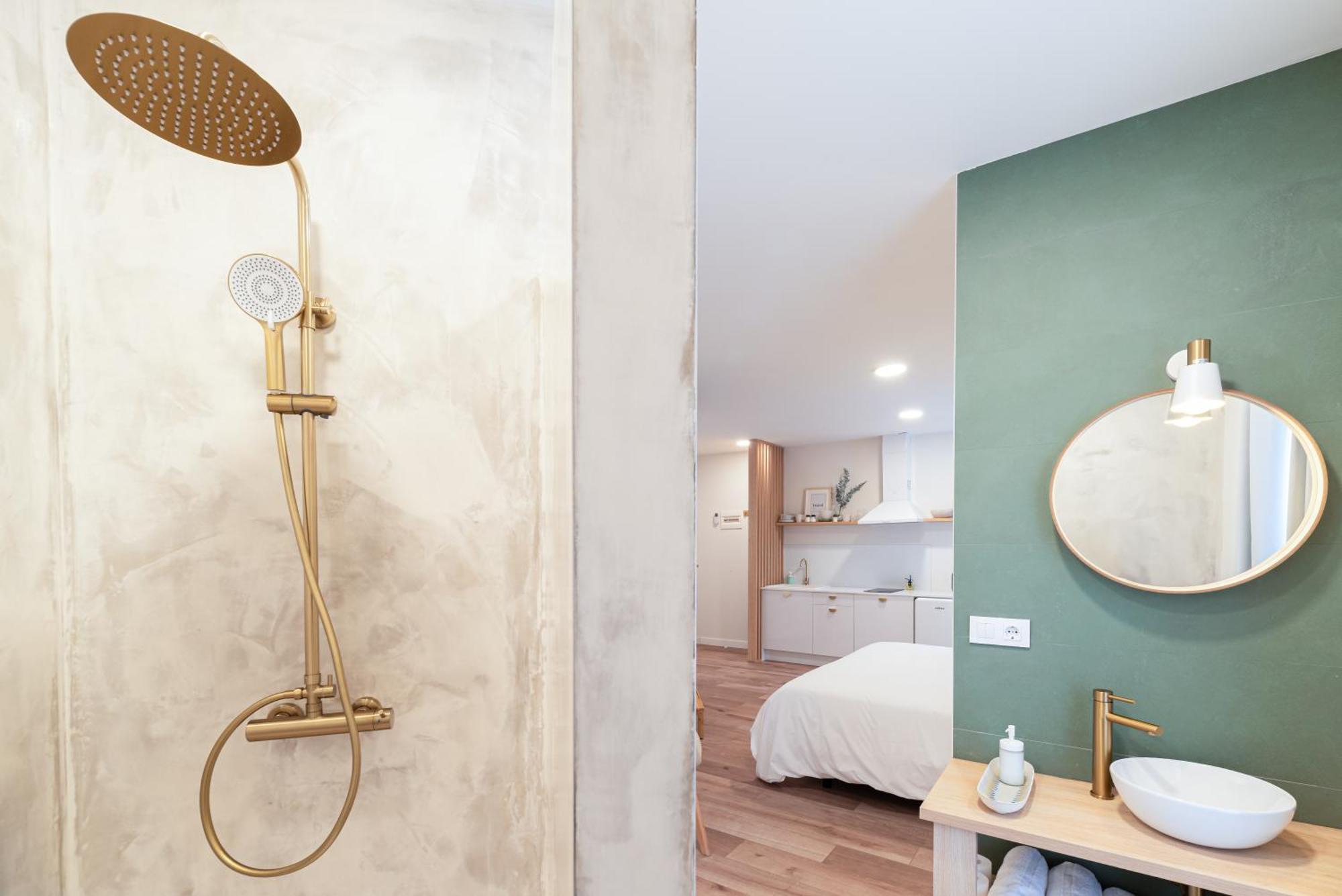 Apartamentos Turisticos Fatima, En El Centro De Vigo Esterno foto