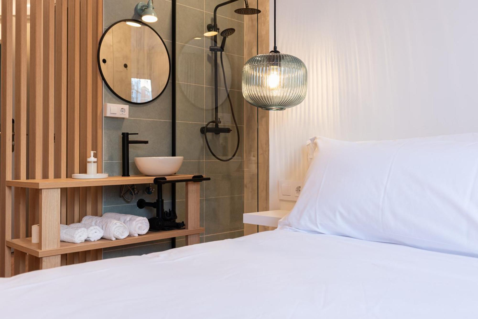 Apartamentos Turisticos Fatima, En El Centro De Vigo Esterno foto