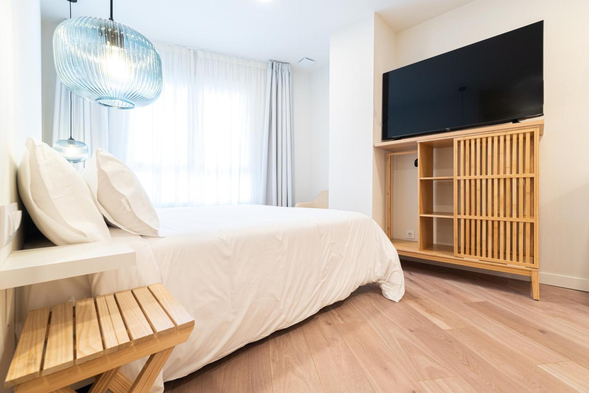 Apartamentos Turisticos Fatima, En El Centro De Vigo Esterno foto