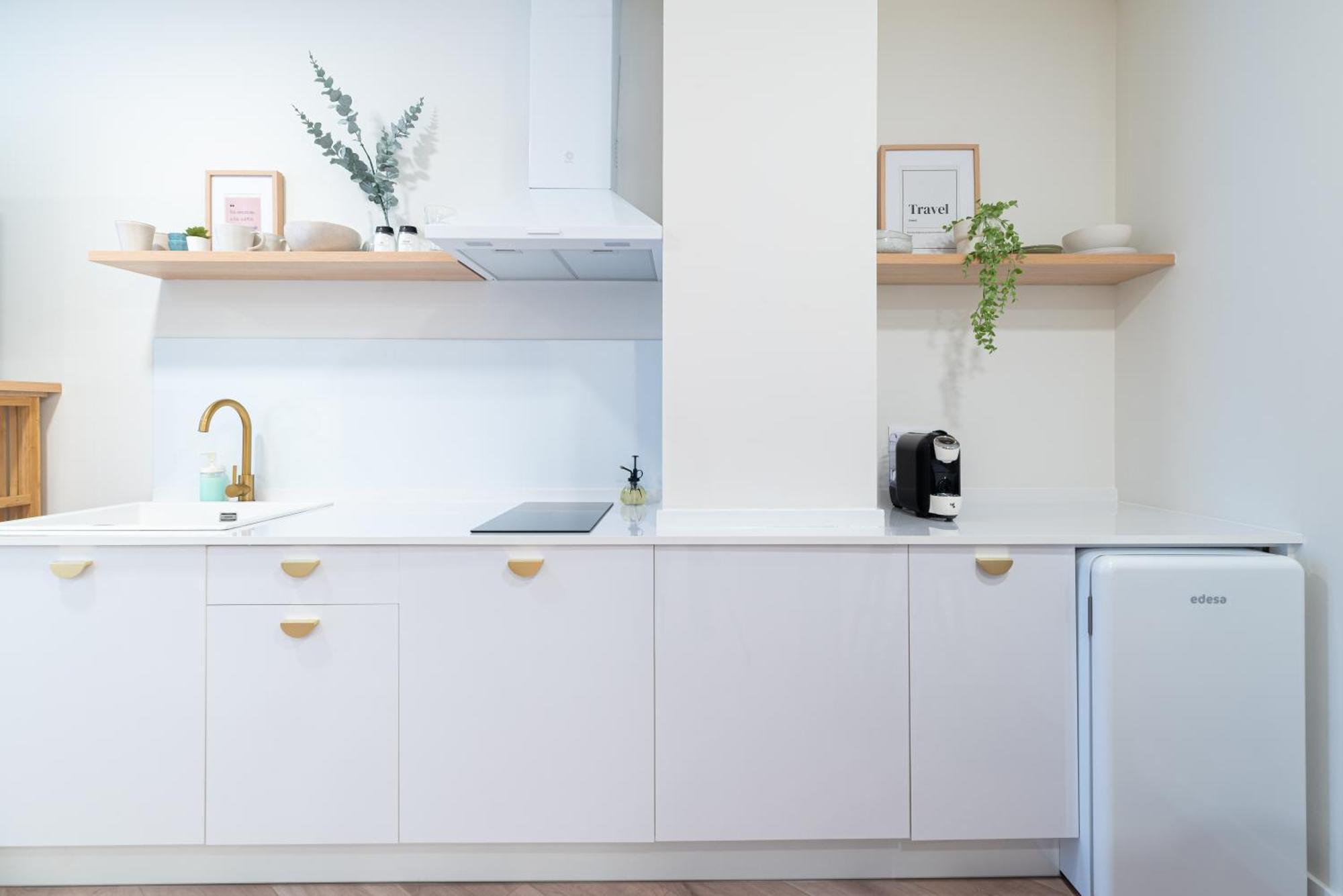 Apartamentos Turisticos Fatima, En El Centro De Vigo Esterno foto